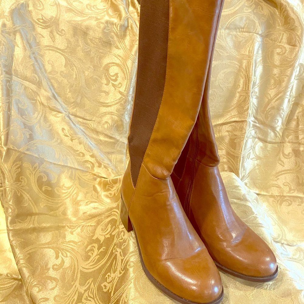 Comfortable knee boots